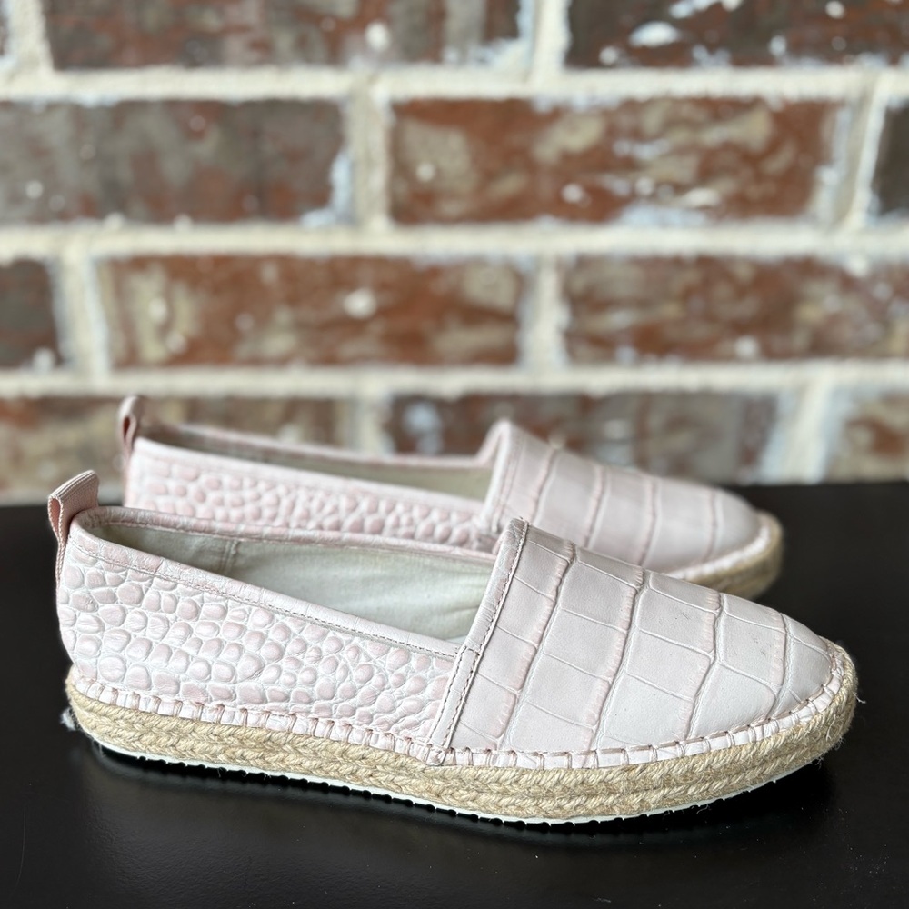 Sam Edelman Light Pink Embossed Leather Kesia Espadrille Flat Size 6 NWOT